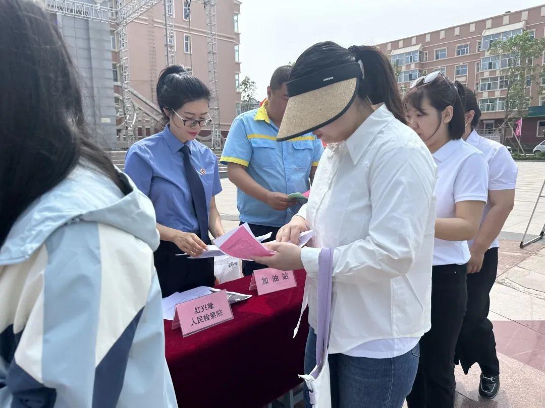 过街老鼠打一个准确生肖,警惕虚假宣传-全面释义、解释与落实、专家解答解释落实